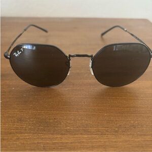 Polarized Ray-Ban Black Minimalist Round Sunglasses